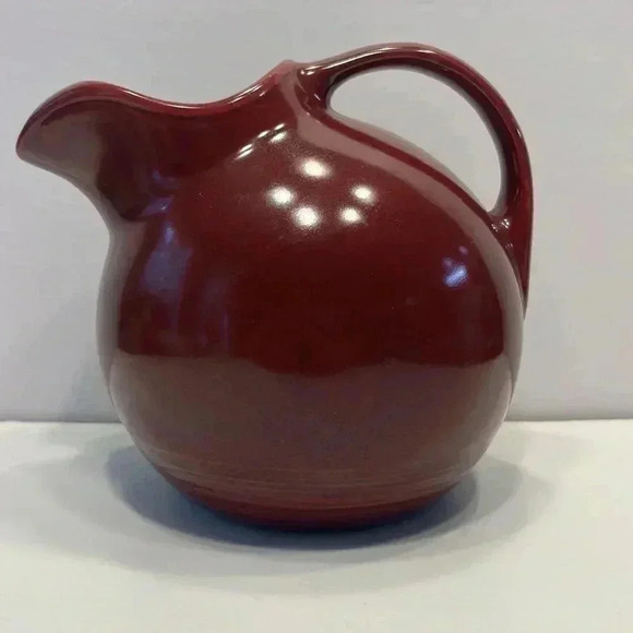 Vintage burgundy Homer Laughlin Harlequin Ball Pitcher - Picture 2 of 7